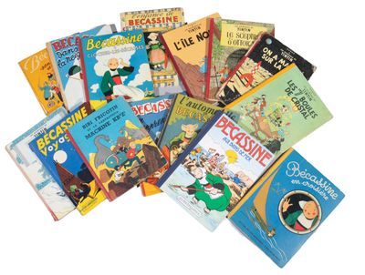 une pile de livres pour enfants posée sur une surface blanche