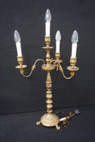 2 grands lampadaires de couleur bronze en forme de chandelie… (photo 2)