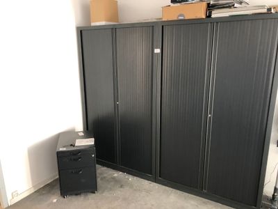 2 armoires métalliques à volets, armoire métallique basse à … - Photo 1