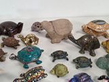 a lot of small figurines that are on the table