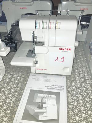 MACHINE A COUDRE SINGER Ultraloc - Photo 1