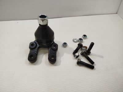 quelques vis qui traînent sur une table
