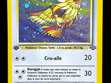 Au dos de la carte Pokémon, il y a l'image d'un oiseau jaune.