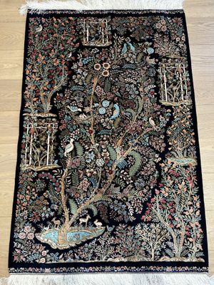 Tapis Iran l’arbre et oiseau fond bleu marine 150 x 100