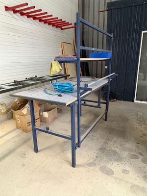Table de travail d'emballage en métal