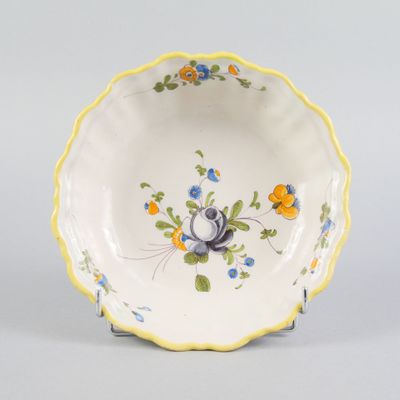 an image of a bowl with flowers on it