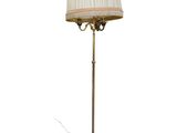 an image of a lamp that is on a tripod stand