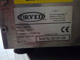 a label on the back of a machine that says gas max atm