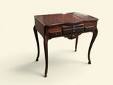 l'image d'une table en bois avec deux tiroirs