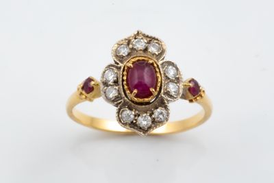 bague ancienne en rubis et diamants