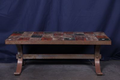Table basse à plateau à carreau de céramiques polychrome rep…