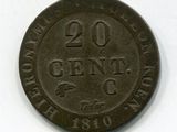 une vieille pièce de monnaie portant une date du XXe siècle