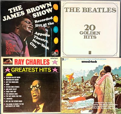 trois pochettes d'albums des « Greatest Hits » des Beatles et des « Greatest Hits » des Beatles
