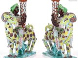 deux vases superposés