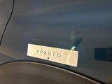 a sticker on the side of a car that says vrauto