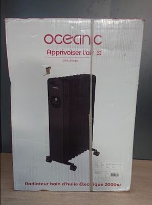 emballage représentant une boîte noire et blanche sur laquelle figure l'image d'un radiateur