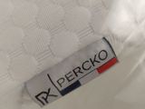 the label on a white shirt that says reprecko