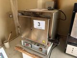 an image of a machine that is sitting in a room