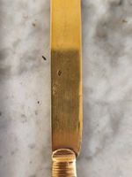 Deux couteaux en nacre, or ?, argent, acier (photo 3)