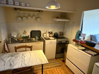 Le contenu d'une seconde cuisine bien complet de son electro…