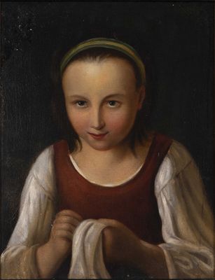 portrait d'une jeune fille vêtue d'une robe rouge et portant un bandeau vert