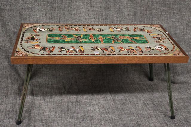 VINTAGE – René JACQUIN. Table basse, le plateau en céramique émai...