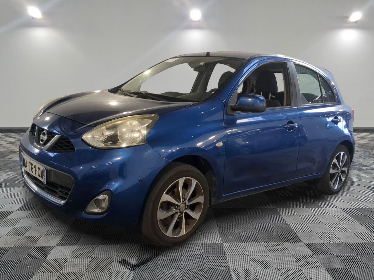 Nissan Micra 1.2 80 Tekna - Véhicule Compact Grêlé avec Problèmes Mécaniques
