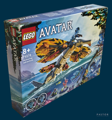une boîte de Lego avec l'image d'un homme dans un avion
