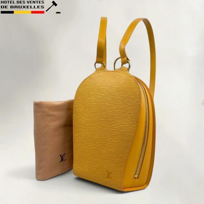 louis vu vu yellow backpack bag with matching pouch