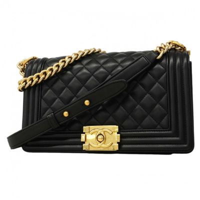 Marque : Chanel Modèle : Boy Chanel