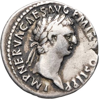 une pièce d'argent représentant une femme