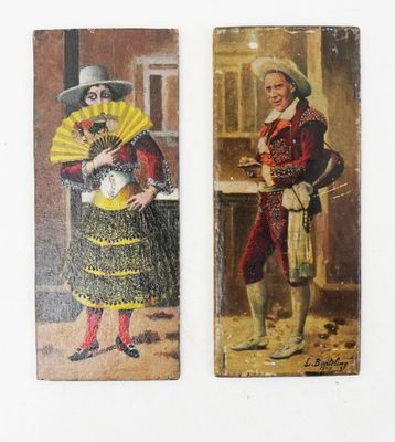 deux tableaux représentant un homme et une femme en costumes d'époque