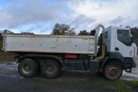 Camion Renault Kerax 410 6x4 bi-benne imm. (photo 4)