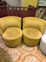 2 Petits fauteuils MOBITEC, cumin, assise tournante, petits …