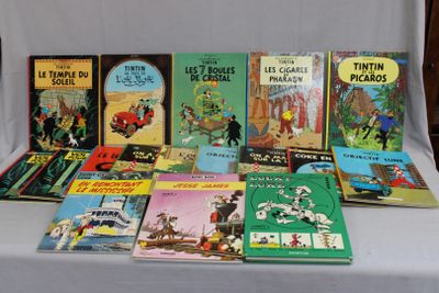 plusieurs livres pour enfants sont alignés sur une table