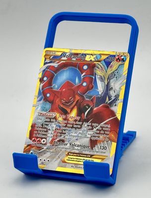 gros plan d'un porte-cartes avec une carte dessus
