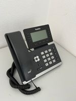 un ordinateur DELL avec deux écrans PHILIPS sur bras articul… (photo 4)