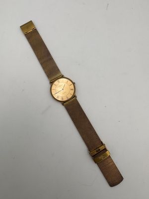 Montre bracelet d'homme en métal doré, cadran marqué JAEGER …