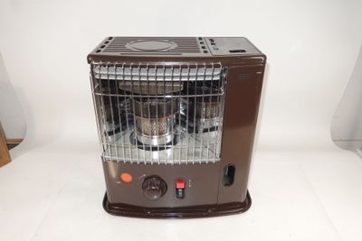 Poêle à pétrole radiant, type R131 C2, 2100 W, année 2024