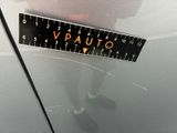 a sticker that says vauto on the side of a car