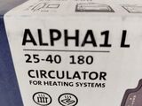 a box that has a picture of a camera inside of it