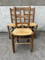 Suite de trois chaises paillées à dossier à trois barrettes (photo 2)