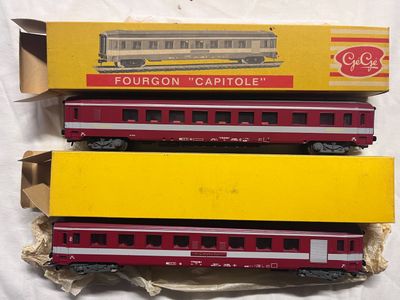 GéGé – Lot de 2 wagons  de la Rame Le Capitole – wagon restaurant et   - Photo 1