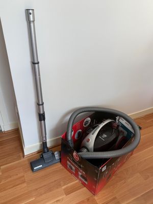 Aspirateur HOOVER, Lot à retirer dans un appartement d'une résidence à - Photo 1