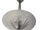 une image représentant un plafonnier décoratif au design ornemental