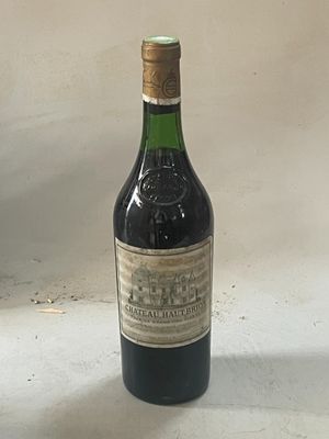 1 bouteille Château HAUT BRION 1971
