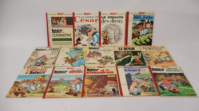 BANDE DESSINEE – ASTERIX, lot de 14 albums, éditions : Albert Ren...
