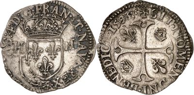 une pièce d'argent représentant une couronne au recto et un bouclier au verso