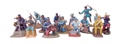 de nombreuses figurines représentant des hommes vêtus de différentes couleurs