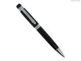 le stylo est noir et argenté, avec une pointe argentée